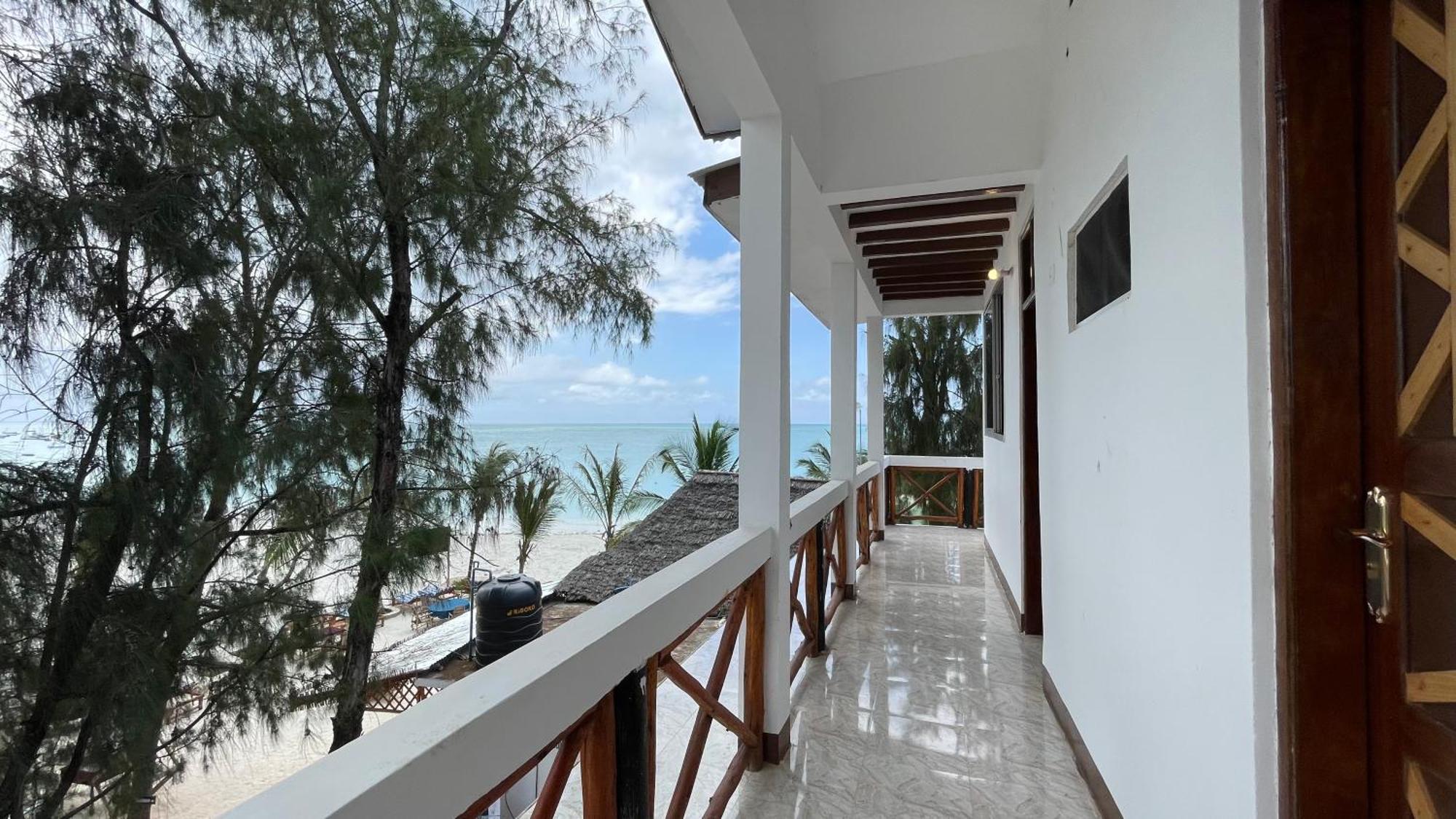 Aquarium Beach House Nungwi Esterno foto